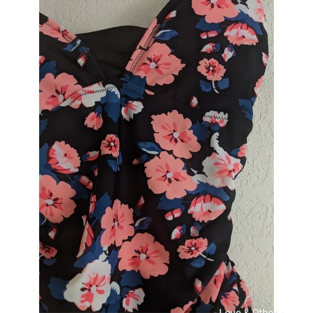 Cupshe Floral One-piece Cross back Swimsuit - Picture 2 of 5